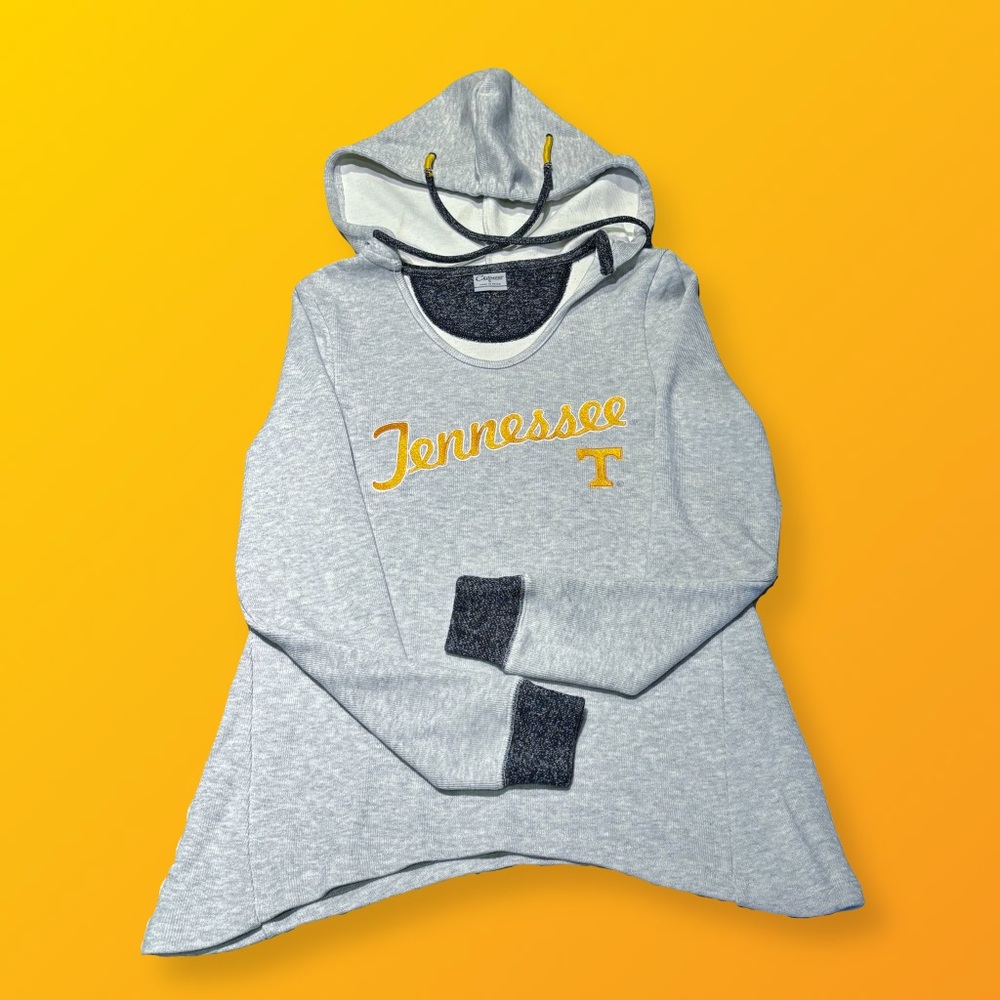 🔸Tennessee Hoodie with Embroidered Logo and Flared Hemline🔸